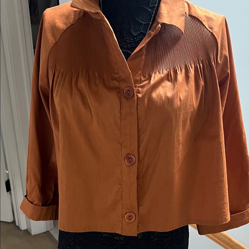 Cotelac Rust Pleated Yoke Button-Front Women’s Top